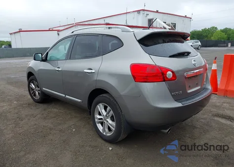 2013 Nissan Rogue Sv z USA, uszkodzony, nr VIN JN8AS5MV5DW647261